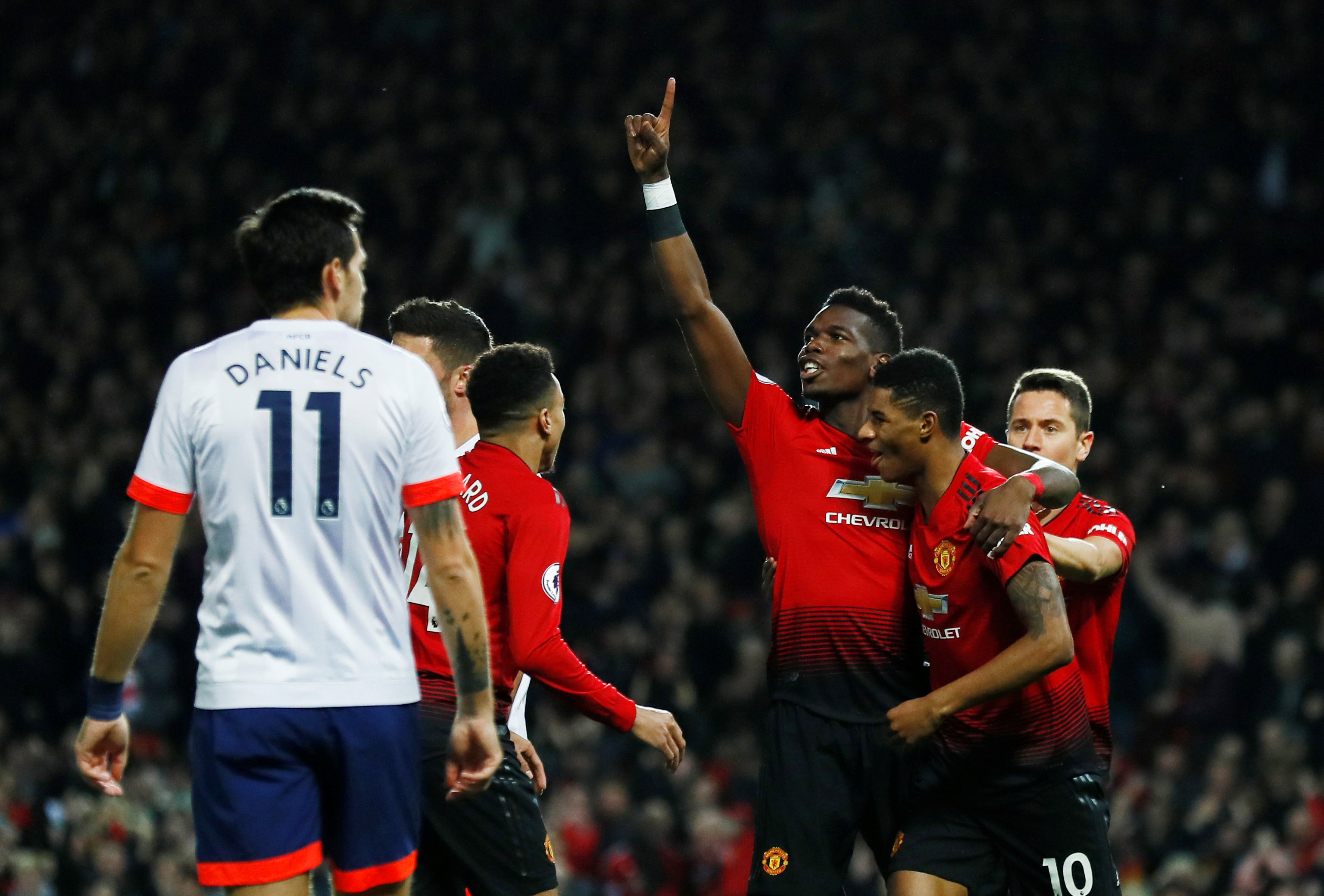 试图在海外 试图在海外